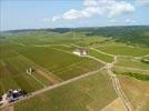 Photos aériennes de "viticulture" - Photo réf. E133816 - Le vignoble et le château du Clos-Vougeot