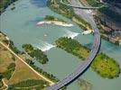Photos aériennes de "pont" - Photo réf. E134065 - Ile et pont à Villeurbanne