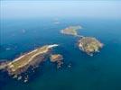 Photos aériennes de Perros-Guirec (22700) - Autre vue | Côtes d'Armor, Bretagne, France - Photo réf. E135788 - Archipel des Sept Iles : L'Ile Plate, l'Ile aux Moines et l'Ile Bono