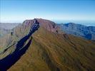 Photos aériennes de "piton" - Photo réf. E136114 - Le Piton des Neiges,  cheval sur les communes de Cilaos et de Salazie, est le point culminant de l'Ile de la Runion (3070m).