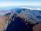 Photos aériennes de "piton" - Photo réf. E136128 - Le Piton des Neiges, à cheval sur les communes de Cilaos et de Salazie, est le point culminant de l'Ile de la Réunion (3070m).