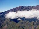  - Photo réf. E136521 - Le Piton des Neiges,  cheval sur les communes de Cilaos et de Salazie, est le point culminant de l'Ile de la Runion (3070m).