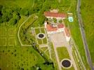 Photos aériennes de "jardins" - Photo réf. E143007 - Le Château de La Batisse et ses jardins à la française