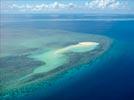 Photos aériennes - Îles et presqu'îles - Photo réf. E143549 - L'Ilot de sable blanc entour d'eau bleu paradisiaque