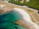 Photos aériennes de "plage" - Photo réf. E145303 - Les eaux turquoises de la Bretagne rappellent les eaux d'Outre-Mer.