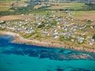 Photos aériennes de "eaux" - Photo réf. E145410 - Les eaux turquoises de la Bretagne rappellent les eaux d'Outre-Mer.