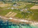 Photos aériennes de "eaux" - Photo réf. E145416 - Les eaux turquoises de la Bretagne rappellent les eaux d'Outre-Mer.