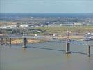 Photos aériennes de "beluga" - Photo réf. E148022 - Deux symboles de Saint-Nazaire runis sur la mme photo, le pont  haubans et le bluga au dcollage, qui transporte des pices d'Airbus.