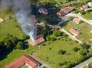Photos aériennes de "2013" - Photo réf. E150696 - Incendie d'une maison en août 2013.