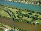Photos aériennes de "fleuve" - Photo réf. E150999 - Un Golf en bord de Seine