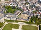 Photos aériennes de "avec" - Photo réf. E151014 - Fontainebleau et son Chteau Royal class avec son Parc au Patrimoine mondial de l'UNESCO