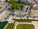 Photos aériennes de "patrimoine" - Photo réf. E151022 - Fontainebleau et son Chteau Royal class avec son Parc au Patrimoine mondial de l'UNESCO