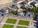 Photos aériennes de "Royal" - Photo réf. E151023 - Fontainebleau et son Chteau Royal class avec son Parc au Patrimoine mondial de l'UNESCO