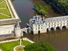 Photos aériennes de Chenonceaux (37150) | Indre-et-Loire, Centre, France - Photo réf. E151534 - Le Chteau de Chenonceau et ses arches enjambant le Cher