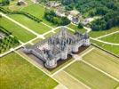 Photos aériennes de "Chateau" - Photo réf. E151578 - Le Chteau de Chambord et ses 282 chemines.