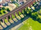 Photos aériennes de "ferroviaire" - Photo réf. E152267 - Effet d'ombre remarquable de ce viaduc ferroviaire.