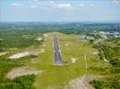 Photos aériennes de "aérodrome" - Photo réf. E152293 - En courte finale à l'aéroport de Cahors Lalbenque.