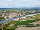 Photos aériennes de "Saint" - Photo réf. E153272 - Le clbre Pont mdival de Pont-Saint-Esprit construit en 44 ans de 1265  1309. C'est le plus vieux de tous les ponts sur le Rhne reliant la Provence au Languedoc