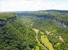 Photos aériennes de Baume-les-Messieurs (39210) - Autre vue | Jura, Bourgogne-Franche-Comté, France - Photo réf. E154124