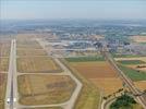 Photos aériennes de "aéroport" - Photo réf. E145890 - L'Aéroport de Lyon Saint-Exupéry est classé quatrième aéroport français.