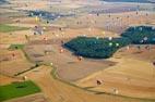 Photos aériennes de Chambley-Bussières (54890) | Meurthe-et-Moselle, Lorraine, France - Photo réf. C157926 - Lorraine Mondial Air Ballons 2015 : Vol du Dimanche 26 Juillet le matin lors du Record Mondial de Dcollage en Ligne. (The Great Line, In-line Mass Ascent)