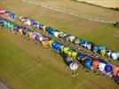 Photos aériennes de "Mondial" - Photo réf. E157754 - Lorraine Mondial Air Ballons 2015 : Vol du Dimanche 26 Juillet le matin lors du Record Mondial de Dcollage en Ligne. (The Great Line, In-line Mass Ascent)