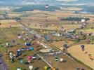 Photos aériennes de "décollage" - Photo réf. E157788 - Lorraine Mondial Air Ballons 2015 : Vol du Dimanche 26 Juillet le matin lors du Record Mondial de Décollage en Ligne. (The Great Line, In-line Mass Ascent)