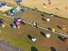 Photos aériennes de "line" - Photo réf. E157792 - Lorraine Mondial Air Ballons 2015 : Vol du Dimanche 26 Juillet le matin lors du Record Mondial de Décollage en Ligne. (The Great Line, In-line Mass Ascent)
