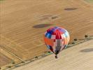 Photos aériennes de "ballon" - Photo réf. E157819 - Lorraine Mondial Air Ballons 2015 : Vol du Dimanche 26 Juillet le matin lors du Record Mondial de Dcollage en Ligne. (The Great Line, In-line Mass Ascent)