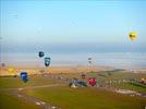 Photos aériennes - Mondial Air Ballons 2015 - Photo réf. E157969 - Lorraine Mondial Air Ballons 2015 : Vol du Vendredi 31 Juillet le matin.