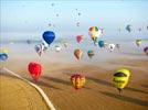 Photos aériennes de "ballon" - Photo réf. E158002 - Lorraine Mondial Air Ballons 2015 : Vol du Vendredi 31 Juillet le matin.