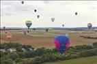 Photos aériennes de "Mondial" - Photo réf. E165993 - Mondial Air Ballons 2017 : Vol du Samedi 22 Juillet le soir.