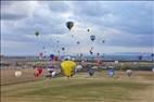 Photos aériennes de "Mondial" - Photo réf. E166038 - Mondial Air Ballons 2017 : Vol du Samedi 22 Juillet le soir.