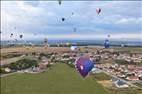 Photos aériennes de "Mondial" - Photo réf. E166062 - Mondial Air Ballons 2017 : Vol du Samedi 22 Juillet le soir.