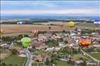 Photos aériennes de "mondial" - Photo réf. E166068 - Mondial Air Ballons 2017 : Vol du Samedi 22 Juillet le soir.
