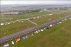 Photos aériennes de Chambley-Bussières (54890) | Meurthe-et-Moselle, Lorraine, France - Photo réf. E166133 - Mondial Air Ballons 2017 : Vol du Vendredi 28 Juillet le matin : Record du monde de dcollage en ligne, 456 montgolfires !