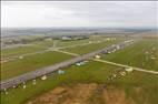 Photos aériennes de "décollage" - Photo réf. E166135 - Mondial Air Ballons 2017 : Vol du Vendredi 28 Juillet le matin : Record du monde de décollage en ligne, 456 montgolfières !