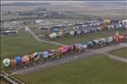 Photos aériennes de Chambley-Bussières (54890) | Meurthe-et-Moselle, Lorraine, France - Photo réf. E166191 - Mondial Air Ballons 2017 : Vol du Vendredi 28 Juillet le matin : Record du monde de dcollage en ligne, 456 montgolfires !