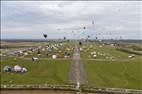 Photos aériennes de "Mondial" - Photo réf. E166225 - Mondial Air Ballons 2017 : Vol du Vendredi 28 Juillet le soir.