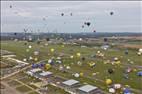 Photos aériennes de "Mondial" - Photo réf. E166236 - Mondial Air Ballons 2017 : Vol du Vendredi 28 Juillet le soir.