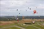 Photos aériennes de "Mondial" - Photo réf. E166242 - Mondial Air Ballons 2017 : Vol du Vendredi 28 Juillet le soir.