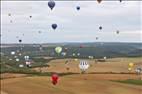 Photos aériennes de "mondial" - Photo réf. E166245 - Mondial Air Ballons 2017 : Vol du Vendredi 28 Juillet le soir.