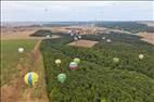 Photos aériennes de "Mondial" - Photo réf. E166280 - Mondial Air Ballons 2017 : Vol du Vendredi 28 Juillet le soir.