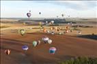 Photos aériennes de "Mondial" - Photo réf. E166302 - Mondial Air Ballons 2017 : Vol du Samedi 29 Juillet le soir.