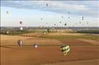 Photos aériennes de "Mondial" - Photo réf. E166310 - Mondial Air Ballons 2017 : Vol du Samedi 29 Juillet le soir.