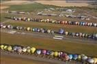 Photos aériennes de "ligne" - Photo réf. E172843 - Grand Est Mondial Air Ballons 2019 : Grande Ligne du lundi 29 Juillet au matin.
