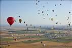 Photos aériennes de Chambley-Bussières (54890) - Grand Est Mondial Air Ballons 2019 | Meurthe-et-Moselle, Lorraine, France - Photo réf. E172891 - Grand Est Mondial Air Ballons 2019 : Grande Ligne du lundi 29 Juillet au matin.