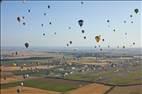 Photos aériennes de "Air" - Photo réf. E172893 - Grand Est Mondial Air Ballons 2019 : Grande Ligne du lundi 29 Juillet au matin.