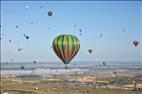 Photos aériennes - Mondial Air Ballons 2019 - Photo réf. E172902 - Grand Est Mondial Air Ballons 2019 : Grande Ligne du lundi 29 Juillet au matin.