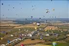 Photos aériennes de "ligne" - Photo réf. E172910 - Grand Est Mondial Air Ballons 2019 : Grande Ligne du lundi 29 Juillet au matin.